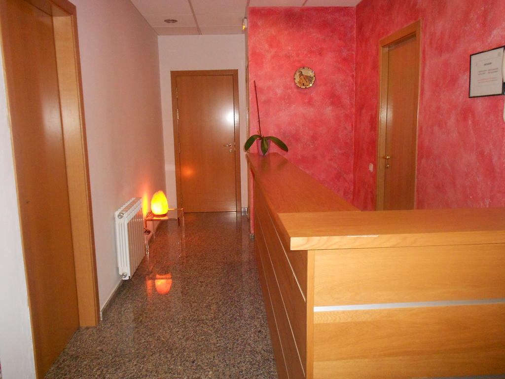 Hostal Ca La Irene Sant Vicens De Castellet Dış mekan fotoğraf
